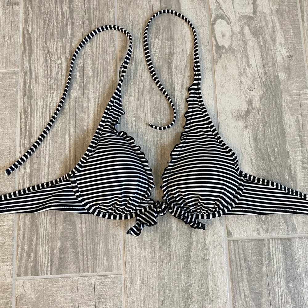 Victoria’s Secret Bikini Top